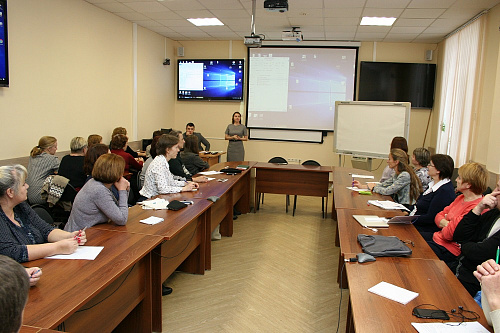Сотрудники образовательных учреждений Томской области узнали о том, как создавать онлайн-курсы.