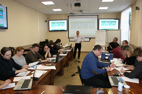 Сотрудники компаний и преподаватели Томских вузов проходят обучение в ТГУ