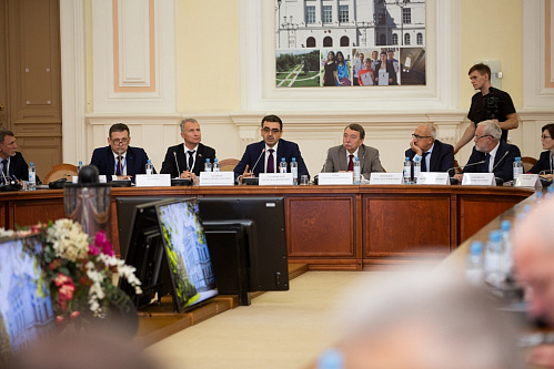 В ТГУ обсуждают траектории сотрудничества с промышленными партнёрами на всероссийском форуме «PromSkills»